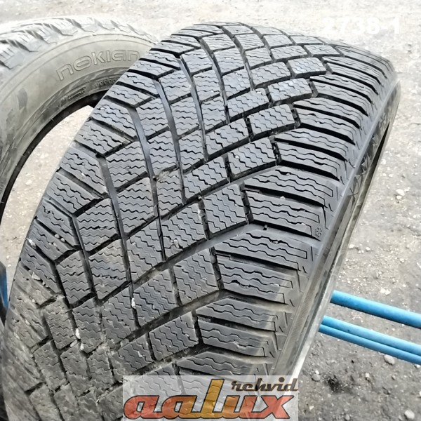 255/40R19 CONTINENTAL VikingContact 7  100T DOT3822 7mm