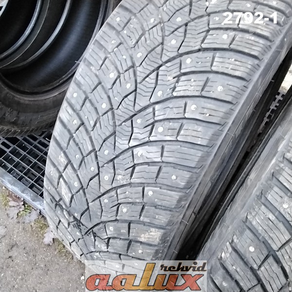 255/55R18 TRIANGLE Icelynx TI501  109T DOT3220 7mm